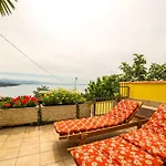 Appartement Mit Wasserblick By Interhome