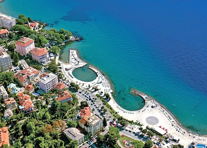 Mit Wasserblick By Interhome