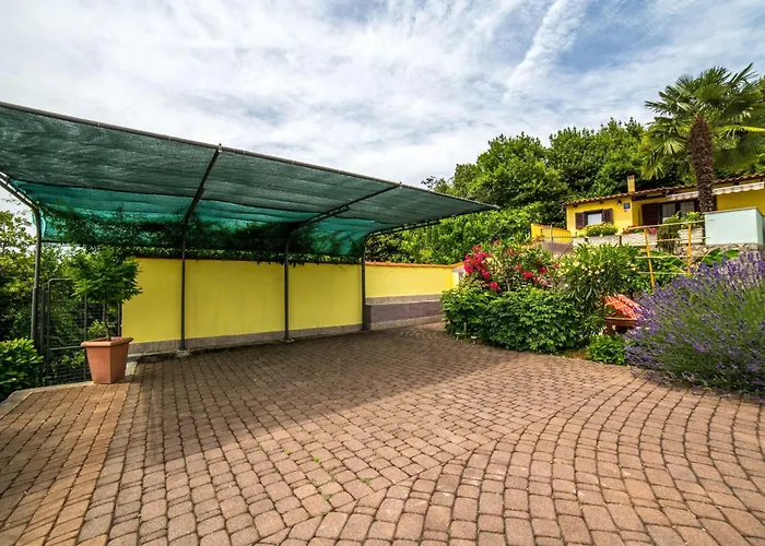 Mit Wasserblick By Interhome Опатия